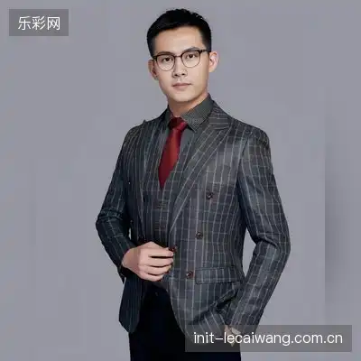 周牧尘